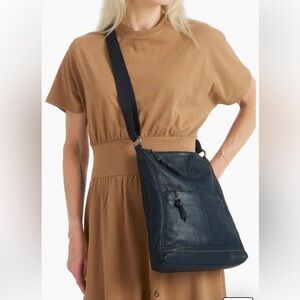The Sak Lucia Crossbody Leather women’s Bag